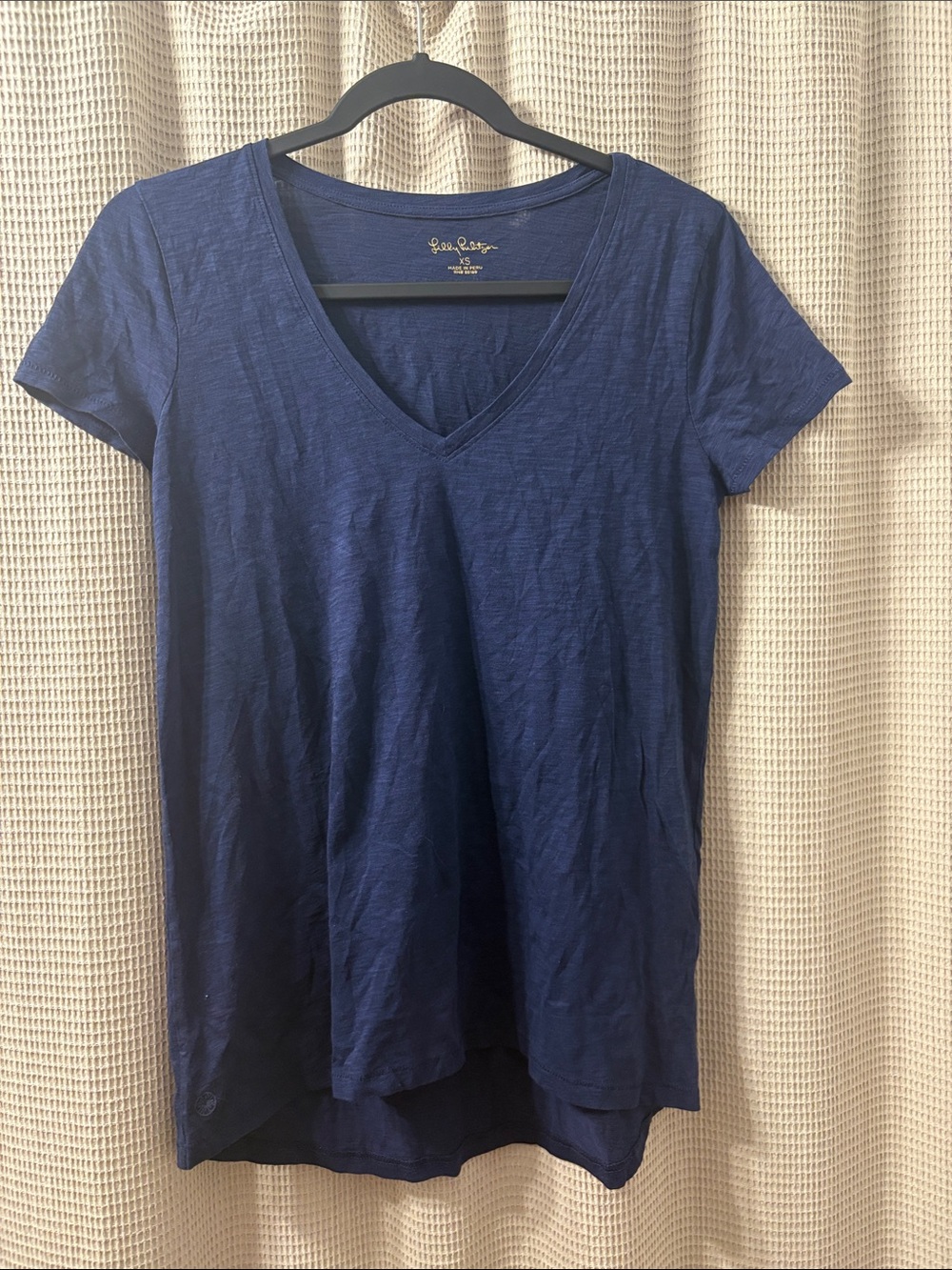 Lilly Pulitzer Navy V-Neck Short Sleeve Tee